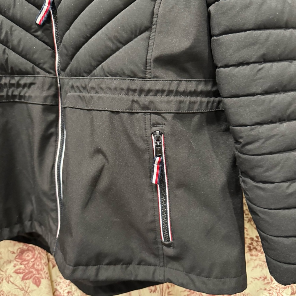 Tommy Hilfiger Black Hooded Puffer Jacket Women’s XXL Logo Sleeves - Picture 7 of 11